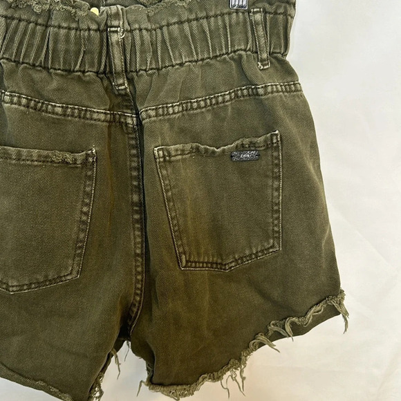 Zara vintage army green distressed denim stretch shorts size 6 - Picture 7 of 12